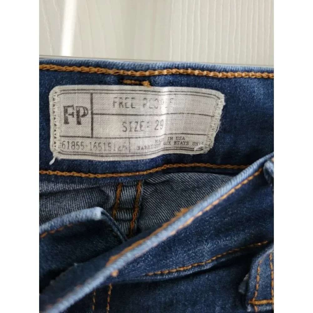Free People blue jeans wide flare bottom hippie Size 29_4